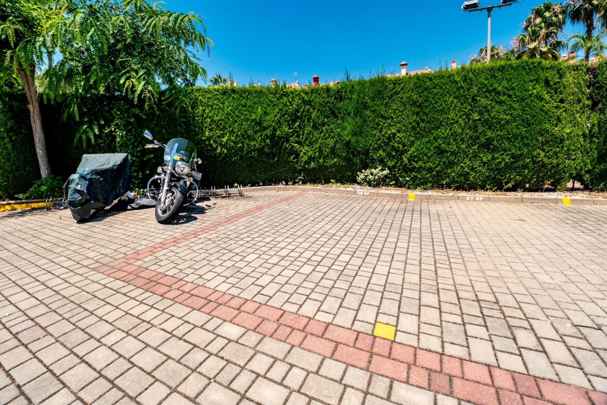 Bhost - Atlantica Golf Іслантілья Екстер'єр фото